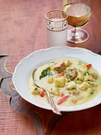 Kartoffel-Eintopf mit Veggie-Würstchen