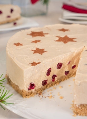 Zimt-Quarktorte mit Cranberries und Spekulatiusboden